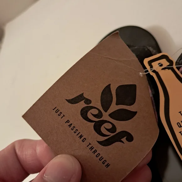 Reef Flip Flops Sandals Women's 8 Fanning Gray Purple Pink Comfy Summer Beach - Picture 12 of 13